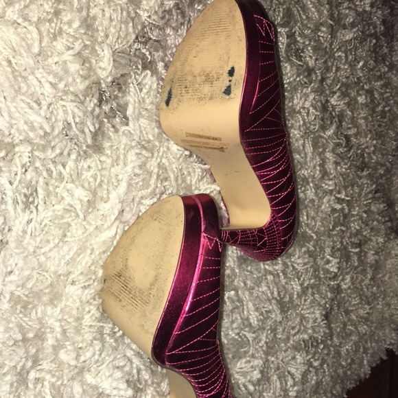 💕Women’s hot pink stilettos💕 - Picture 3 of 3